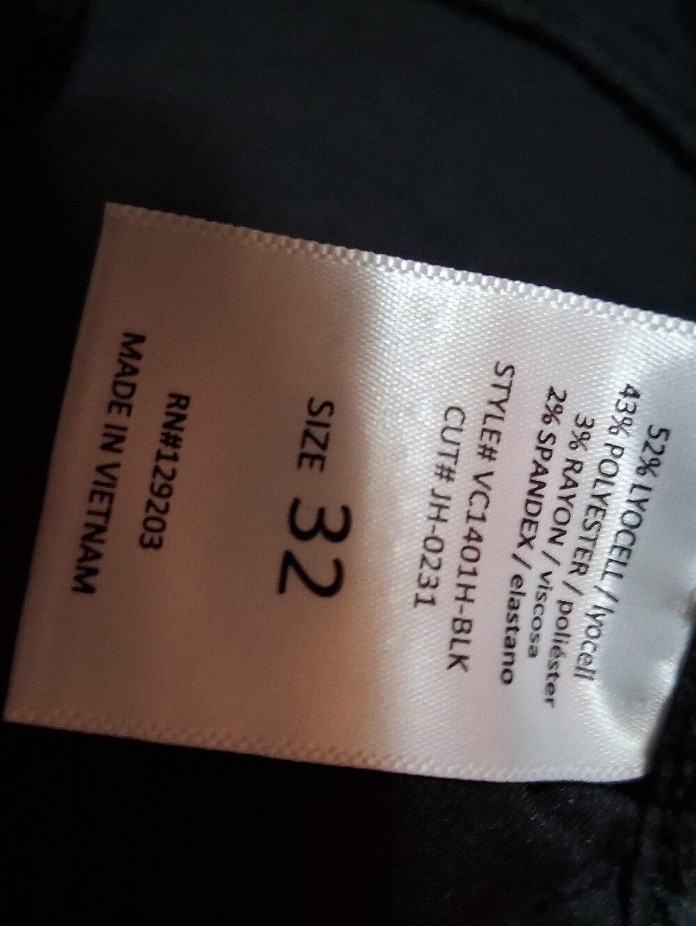 VICI Los Angeles black coated jeans, Split Hem. Coated denim vegan leather look - Picture 4 of 6